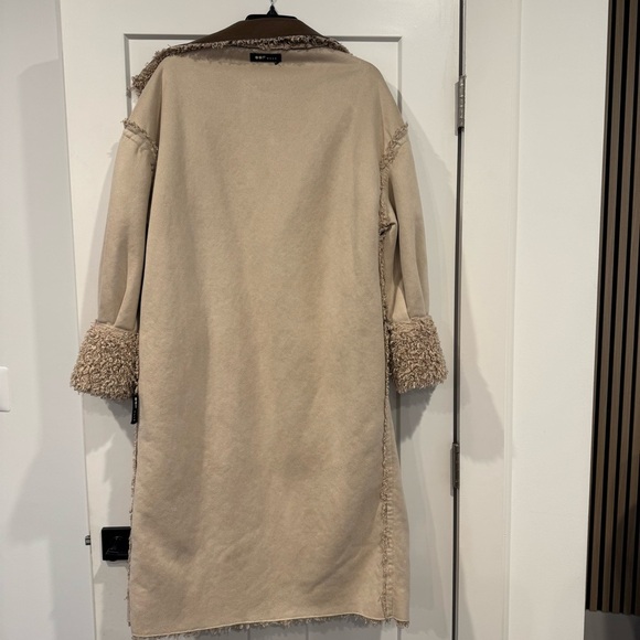 OOFWear Reversible Faux Shearling Coat, EU 38 US XS - Picture 10 of 10